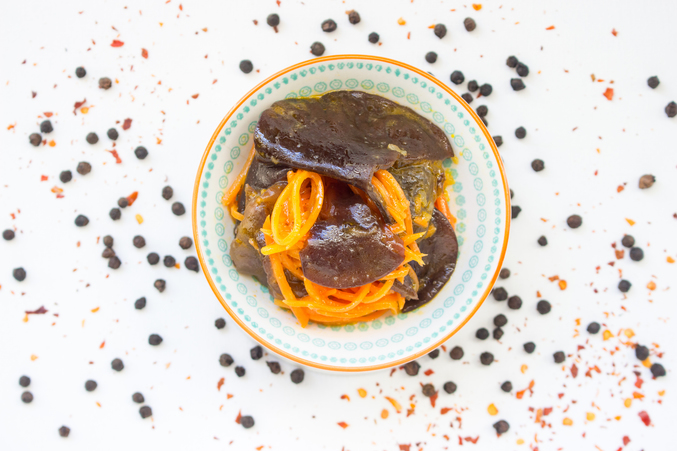 Pilzsalat nach koreanischer Art
